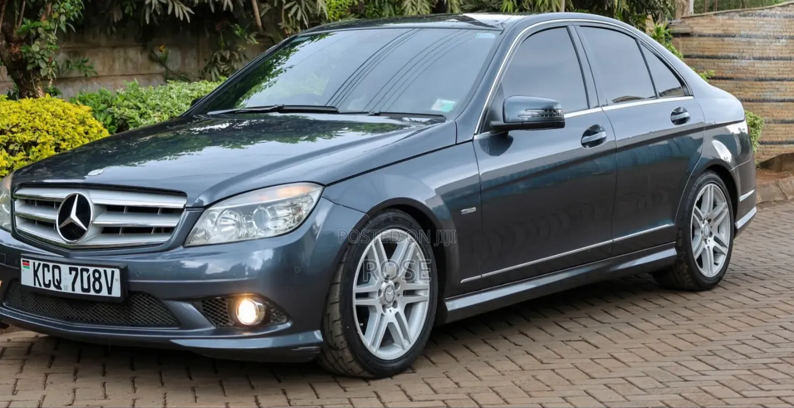 Mercedes-Benz C180 2012 Gray