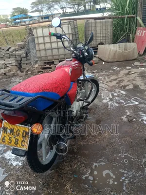Bajaj Boxer 100 2022 Red