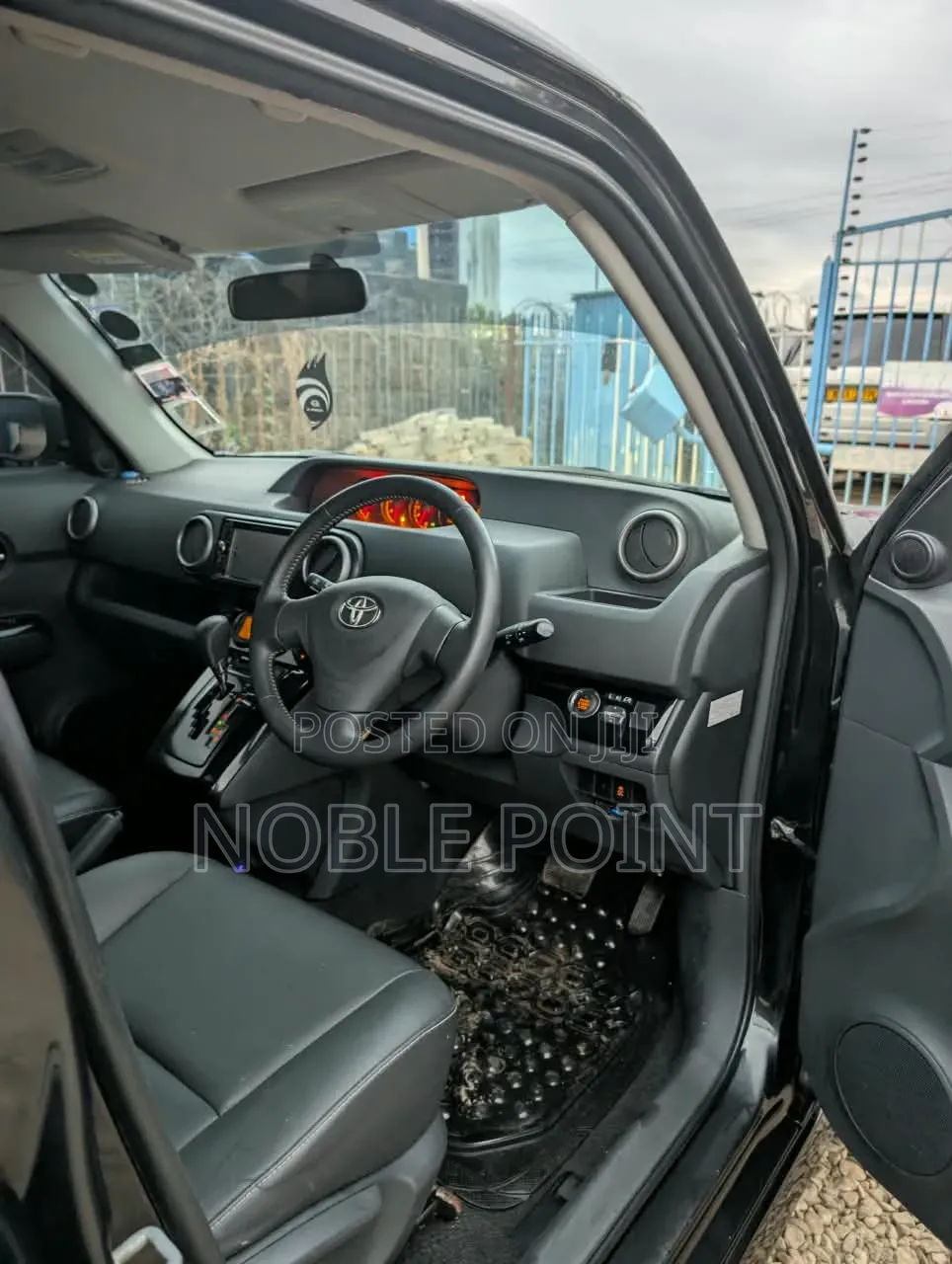 Toyota Rumion 1.5 FWD 2023 Black
