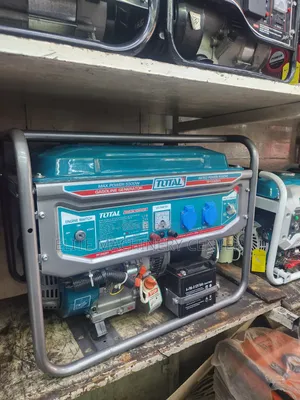 TOTAL Gasoline Generator (Model TP155001) 5.5 KW 8 KVA