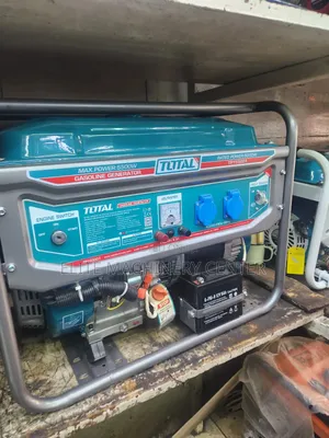 TOTAL Gasoline Generator (Model TP155001) 5.5 KW 8 KVA