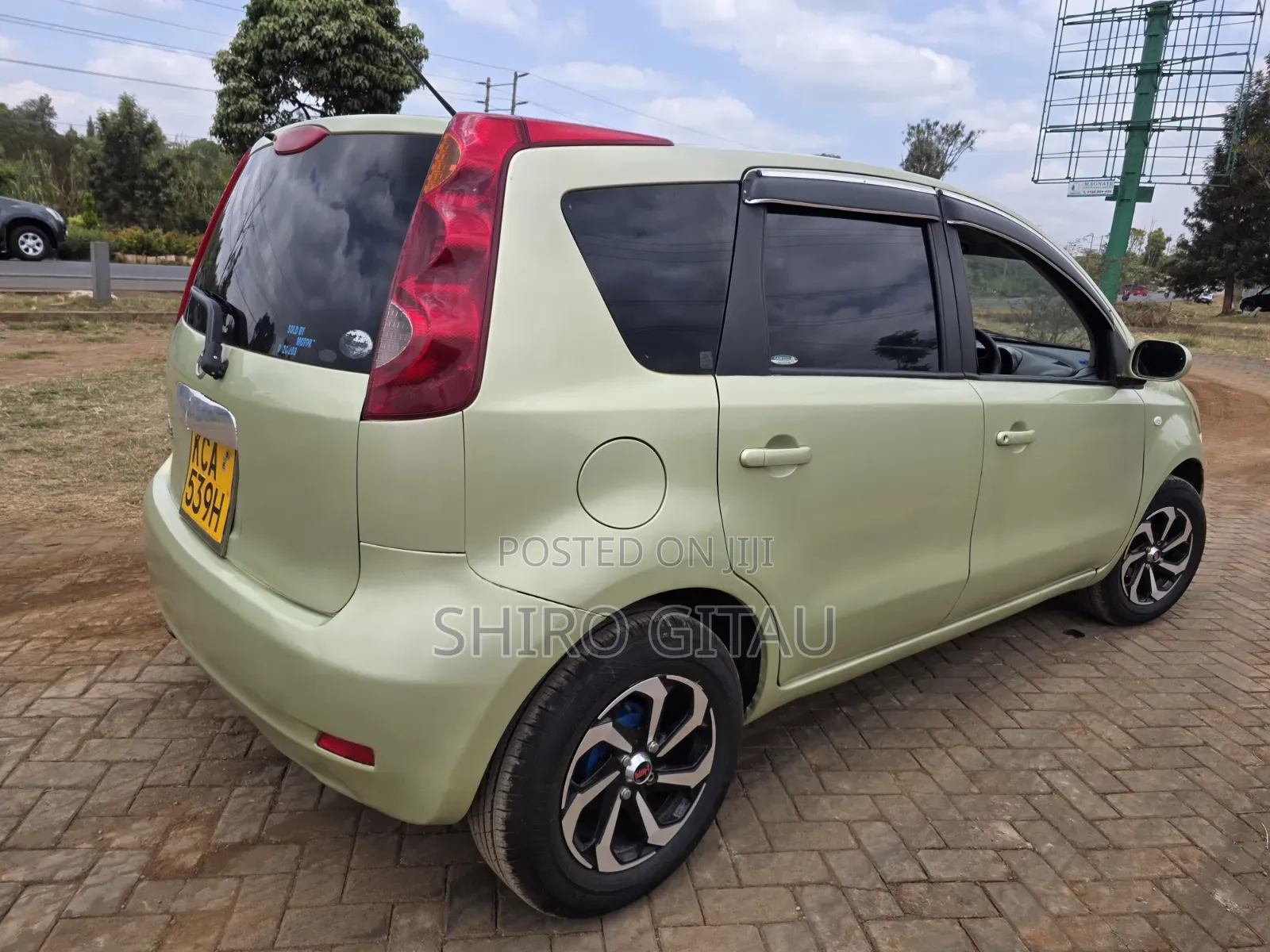 Nissan Note 2005 Green