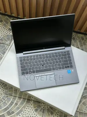 Laptop HP ZBook Firefly G8 16GB Intel Core i5 SSD 512GB