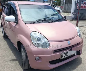 Toyota Passo 2014 Pink