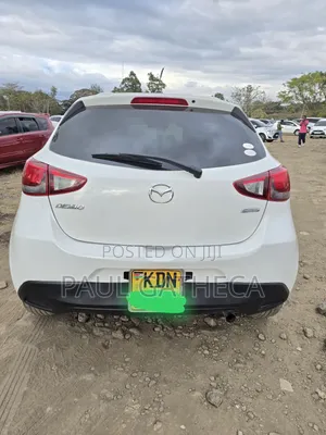 Mazda Demio 2017 White