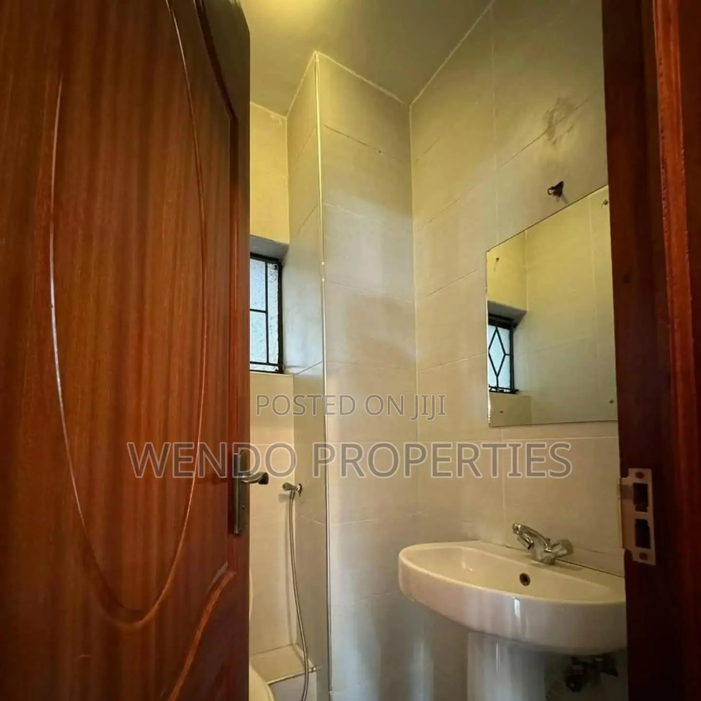 2bdrm Apartment in Lakeview Estate for rent