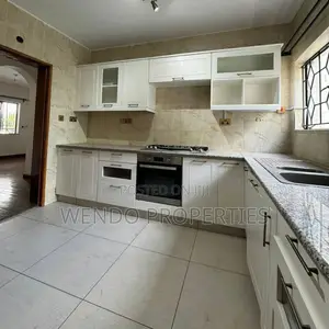 2bdrm Apartment in Lakeview Estate for rent