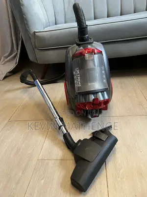 Kenwood Dry Bagless Vacuum Cleaner, 3.5L - Black Red