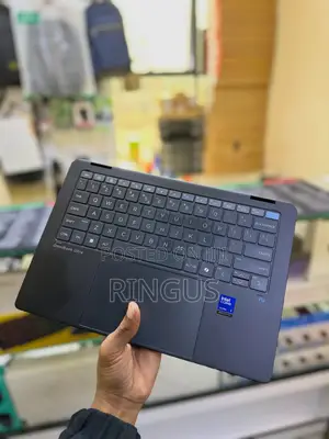 New Laptop HP 14-dq2031tg 8GB Intel Core i5 SSD 512GB