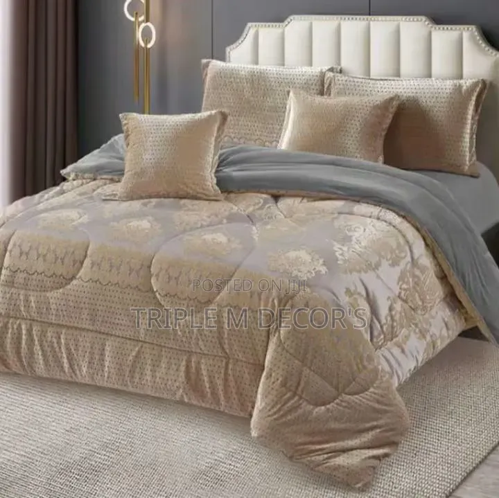 Deluxe Super King 6x7 Silk Duvet Set