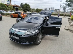 Toyota Harrier 2018 Black