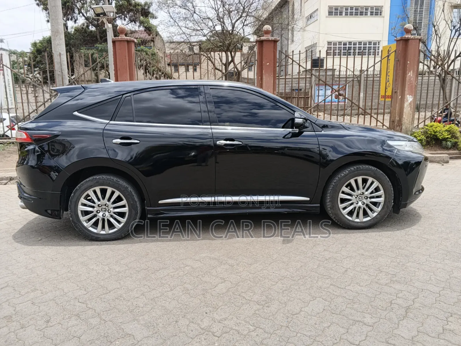 Toyota Harrier 2018 Black