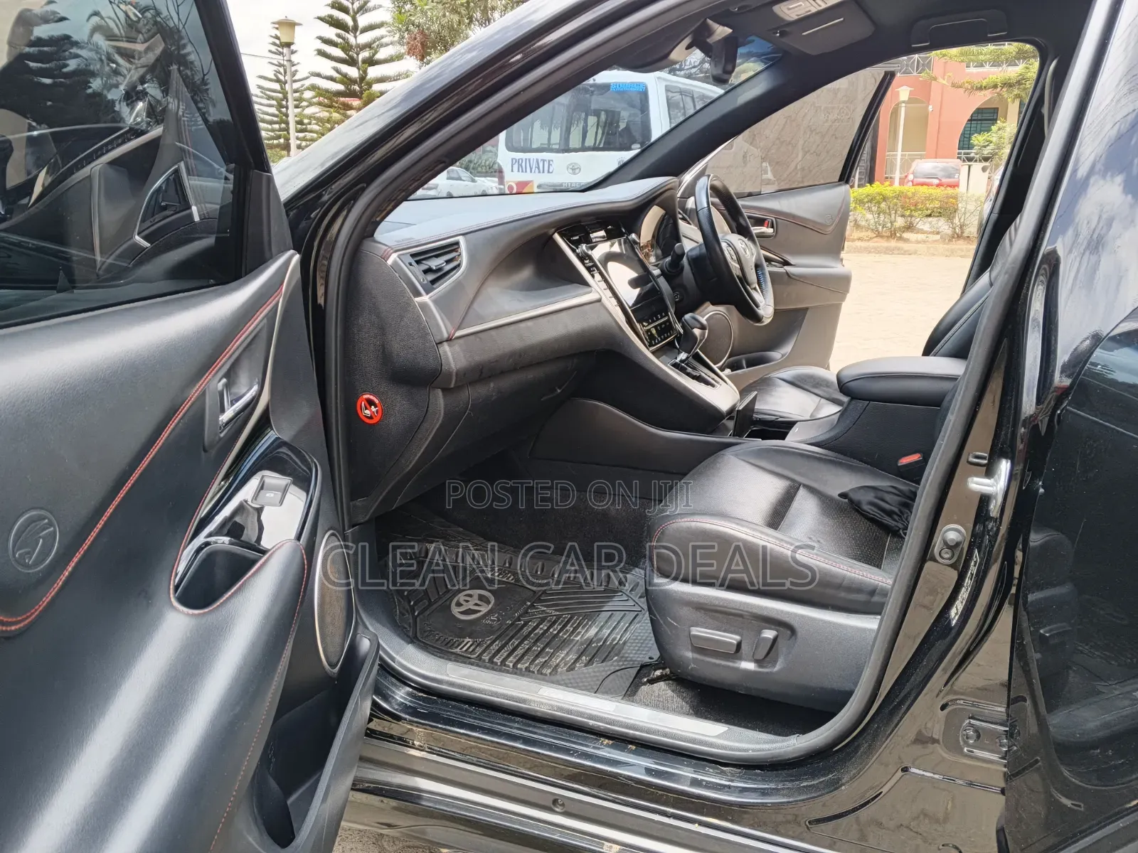 Toyota Harrier 2018 Black