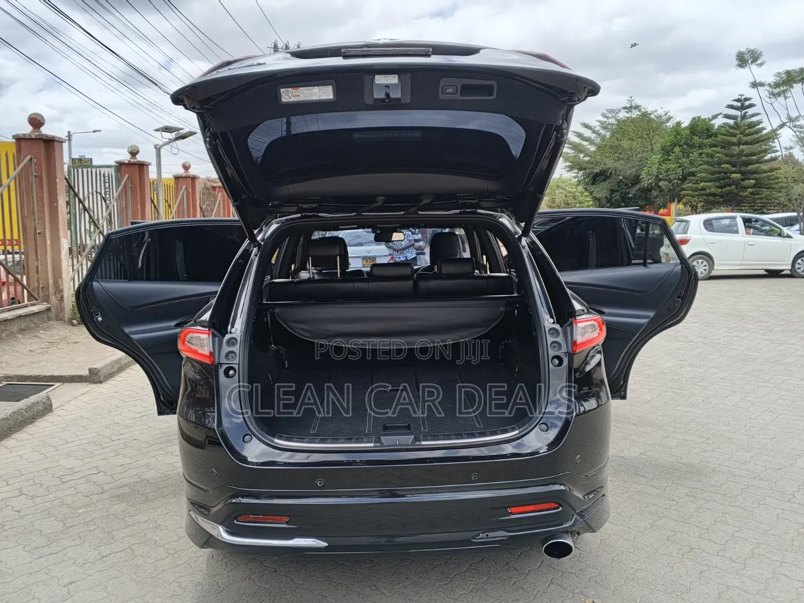 Toyota Harrier 2018 Black