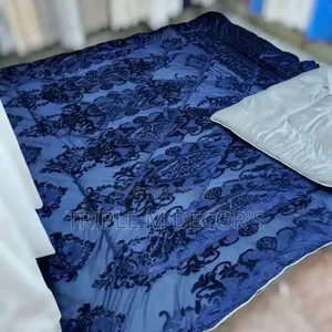 Modern Sophisticated 6x7 Silk Duvet Set for Home Decor