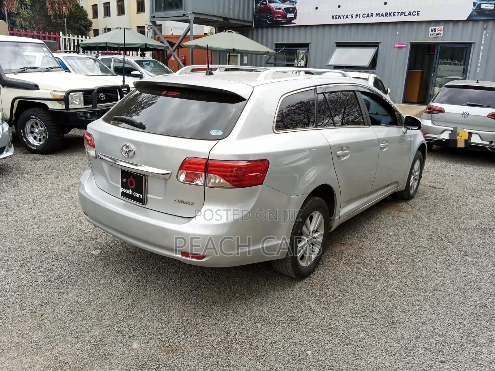 Toyota Avensis 2014 Silver