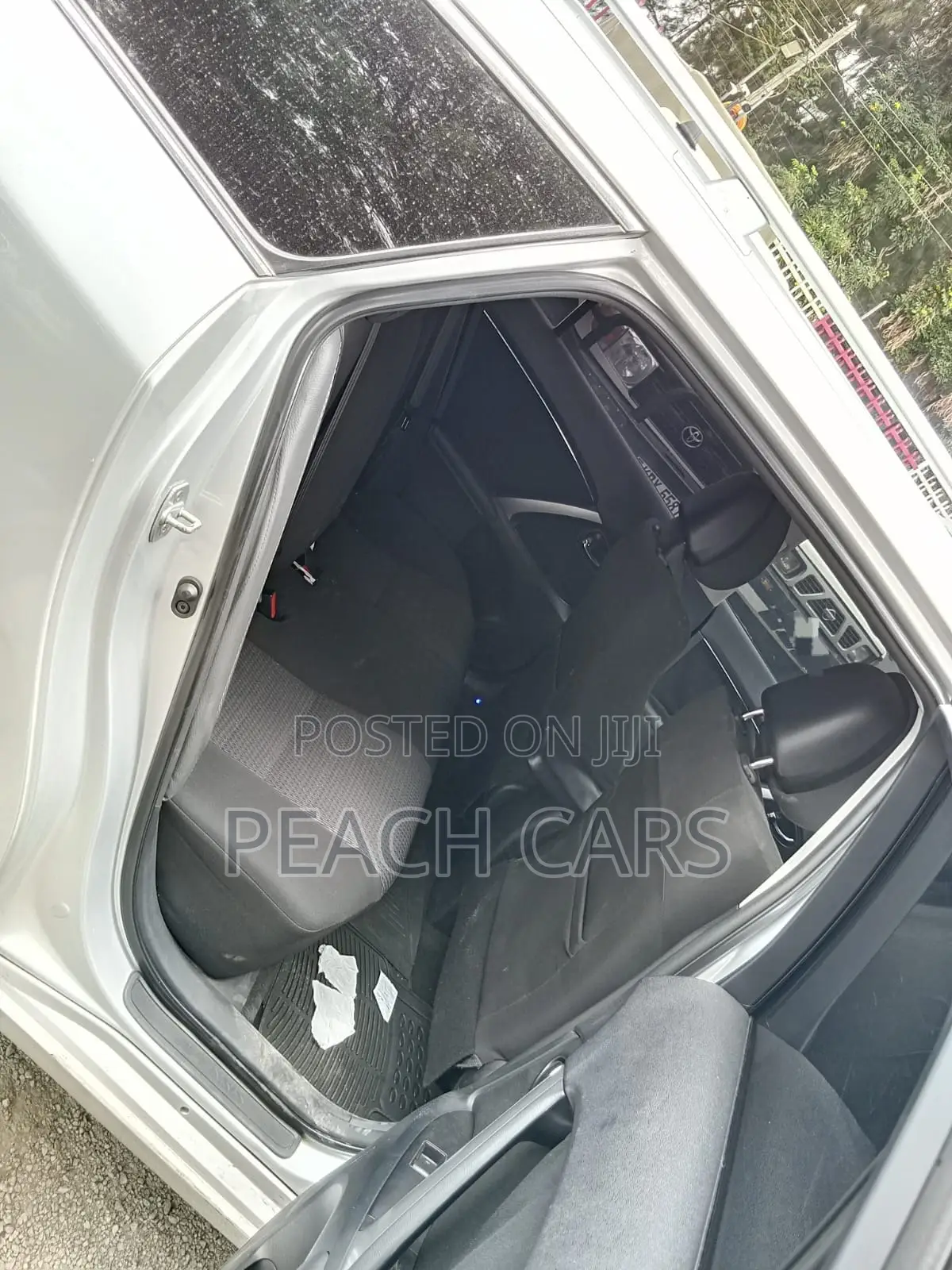 Toyota Avensis 2014 Silver