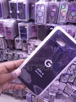 Google Pixel 6 Case - G Silicone Case - White Bezel