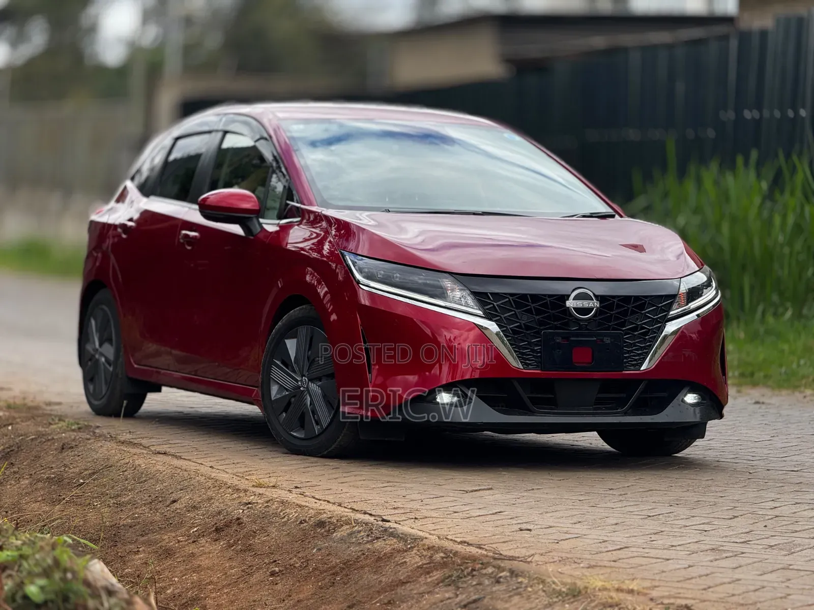 Nissan Note 1.2 Hybrid 2022 Red