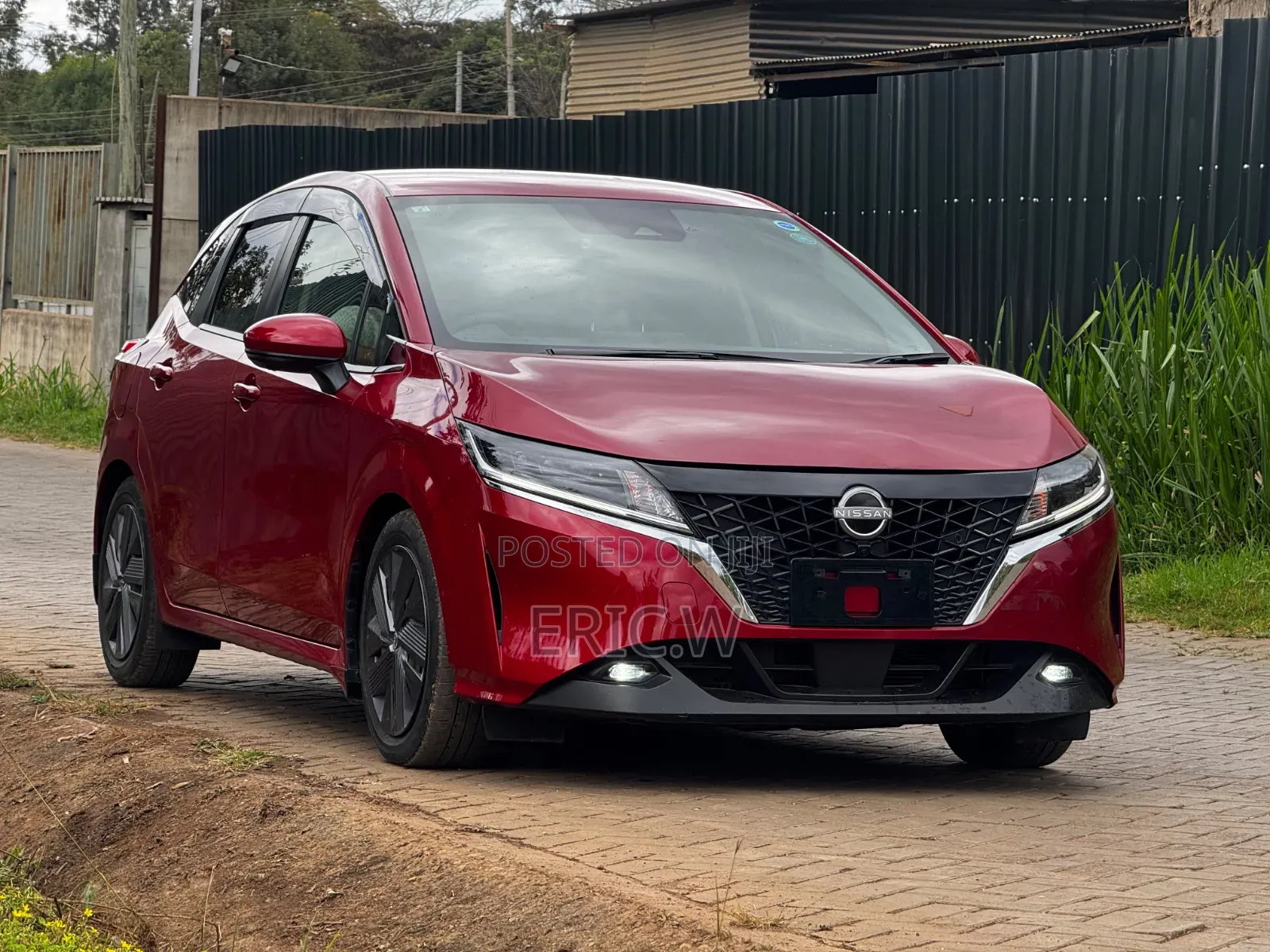 Nissan Note 1.2 Hybrid 2022 Red