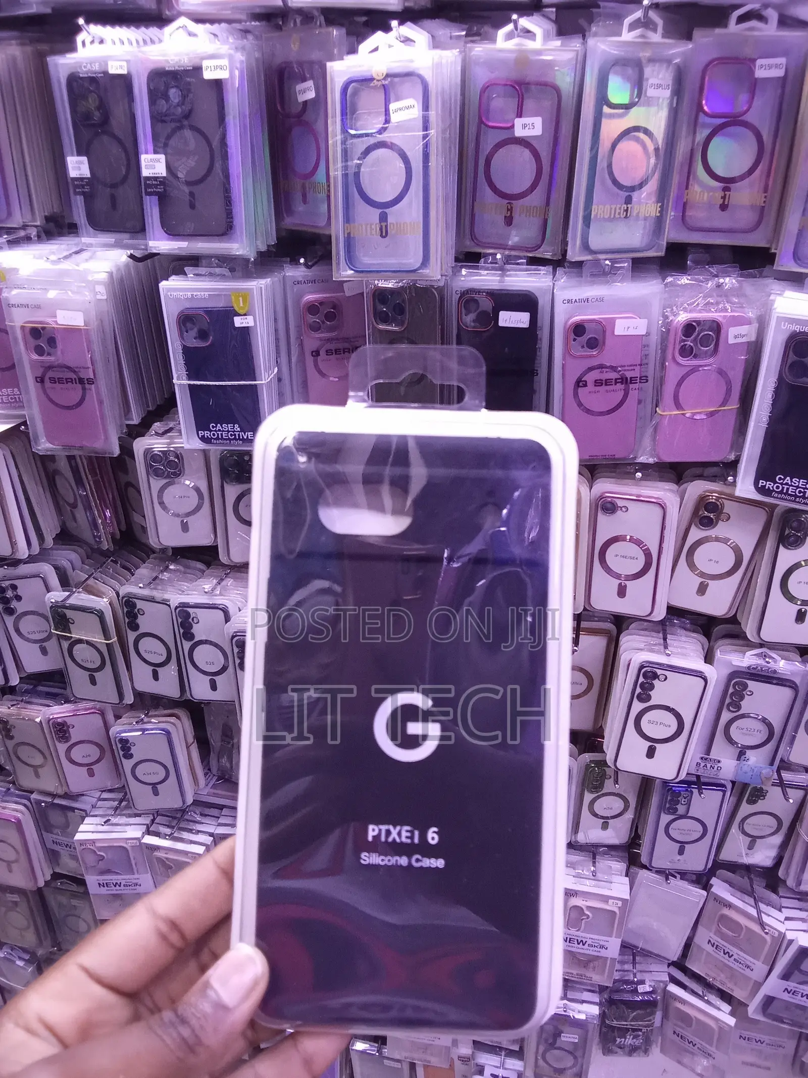 Google Pixel 6 Case - G Silicone Case - White Bezel