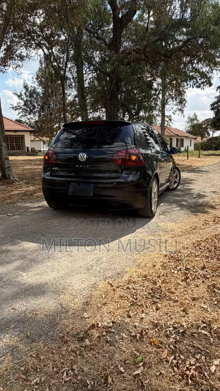 Volkswagen Golf 2009 Black