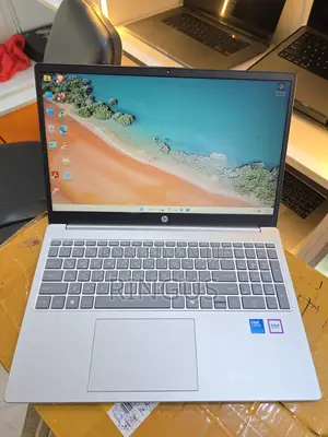 New Laptop HP 15 8GB Intel Core i5 SSD 256GB