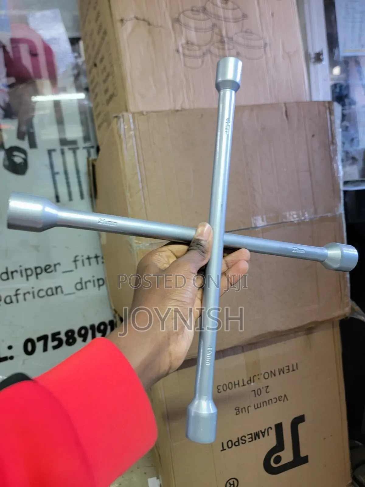 Four Way Cross Apanner