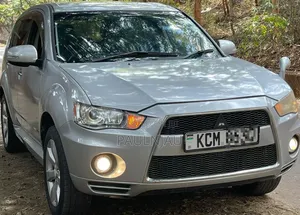 Mitsubishi RVR 2010