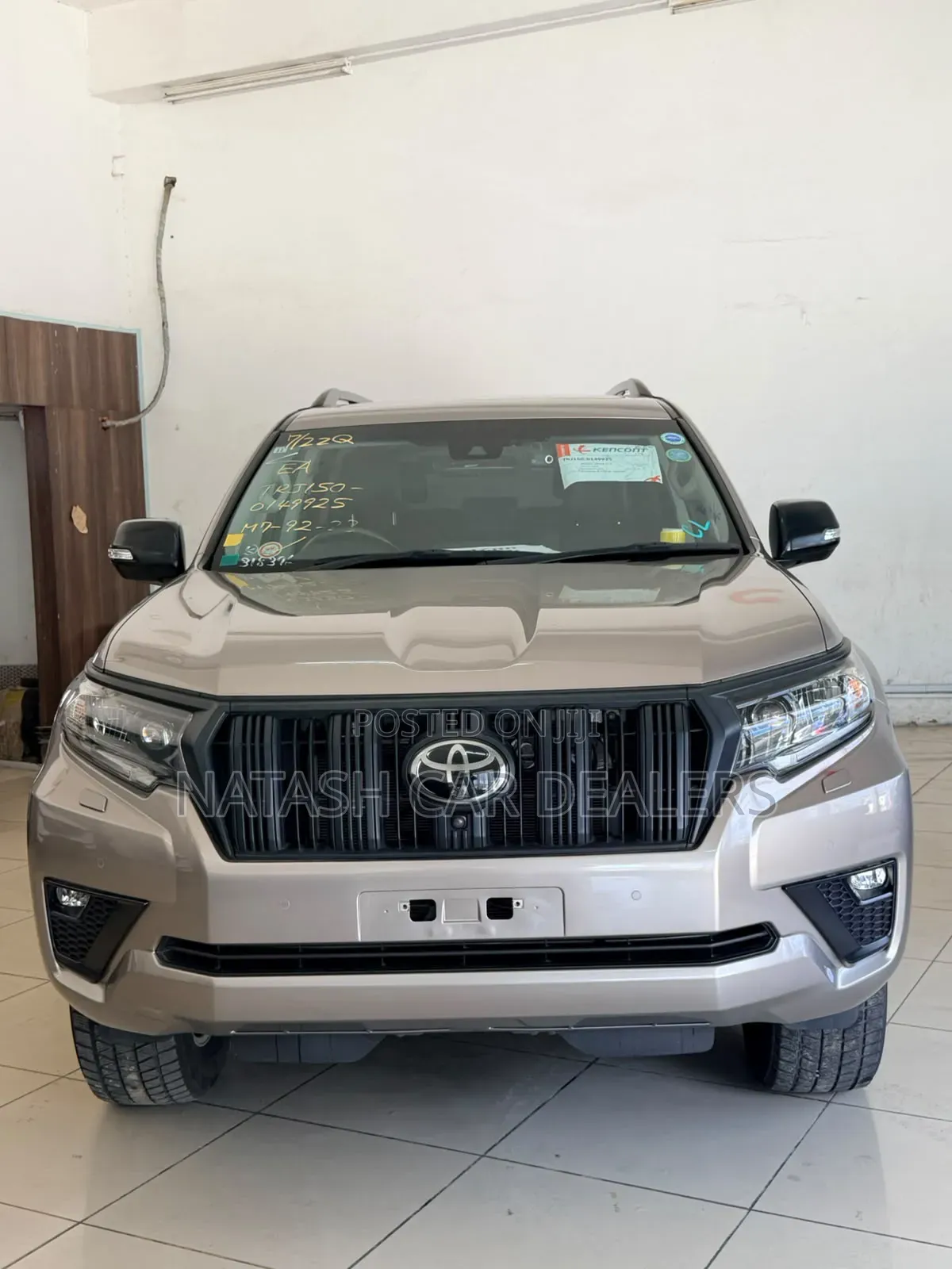 Toyota Land Cruiser Prado 2022 Gold