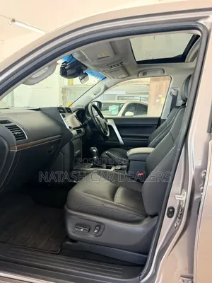 Toyota Land Cruiser Prado 2022 Gold