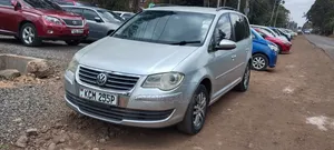 Volkswagen Touran 2010 Silver