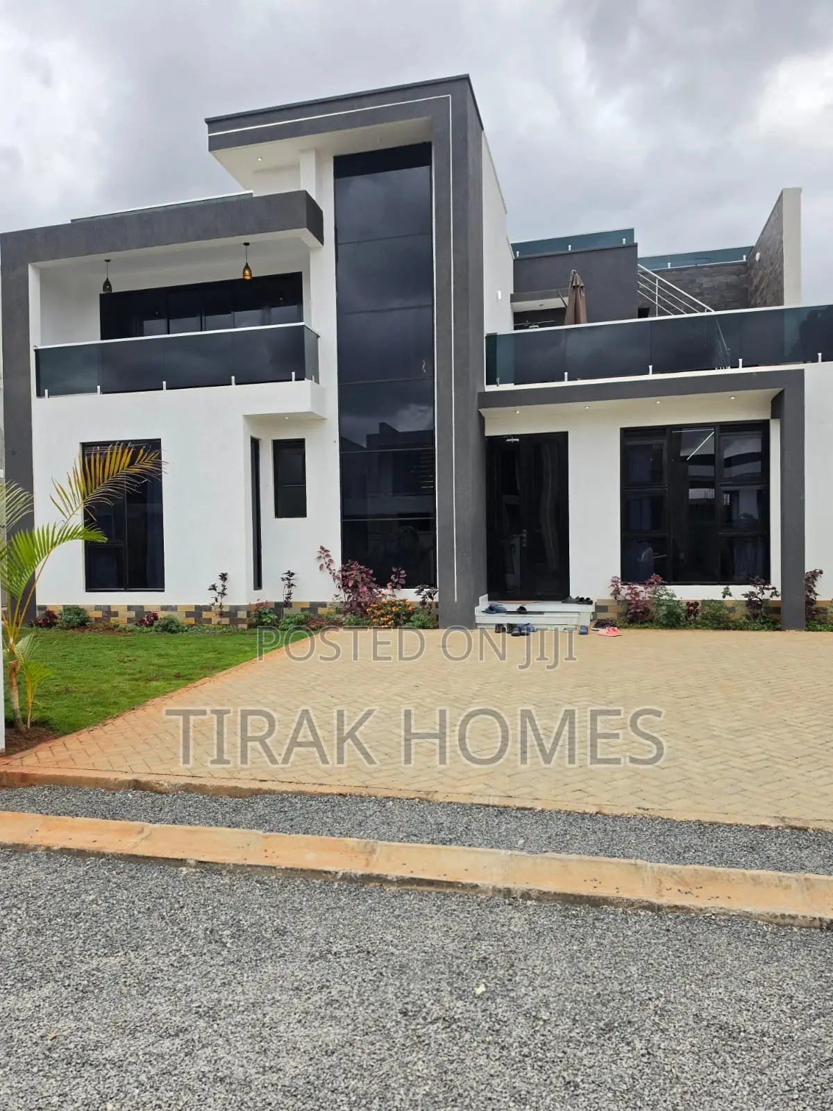 5bdrm Maisonette in Palm, Kwa Kairu for sale