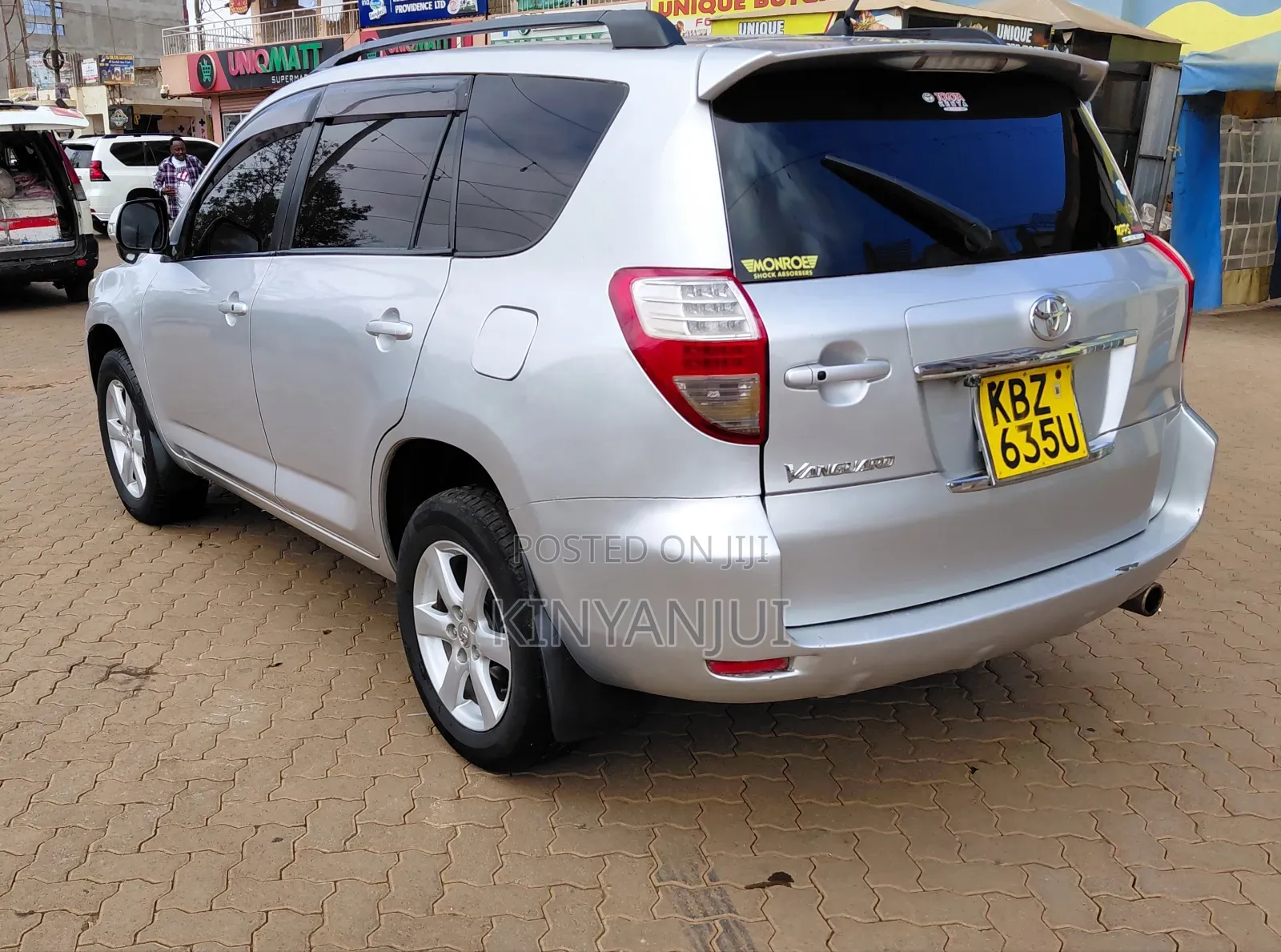 Toyota Vanguard 2008 Silver