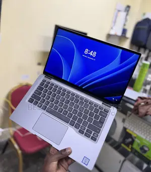Laptop Dell Latitude 7400 2-in-1 16GB Intel Core i7 SSD 256GB