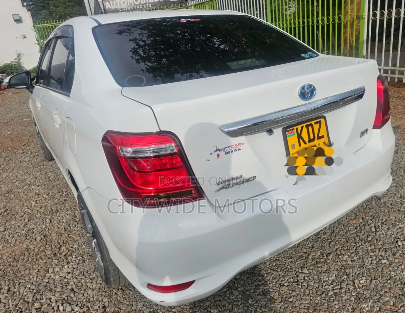 Toyota Axio 1.5 Hybrid 2WD 2019 White