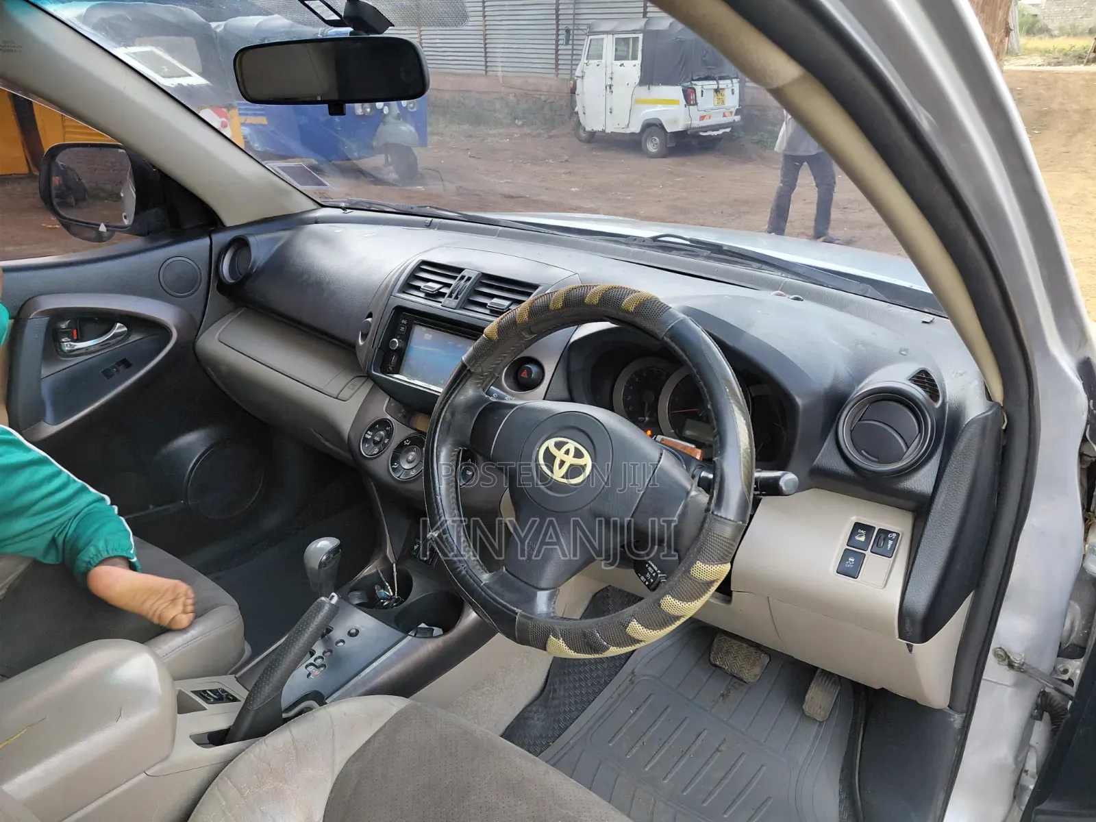 Toyota Vanguard 2008 Silver