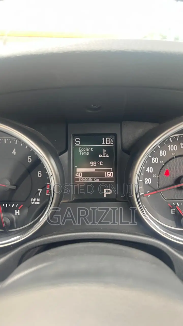 Jeep Grand Cherokee Laredo 4X4 2013 Brown