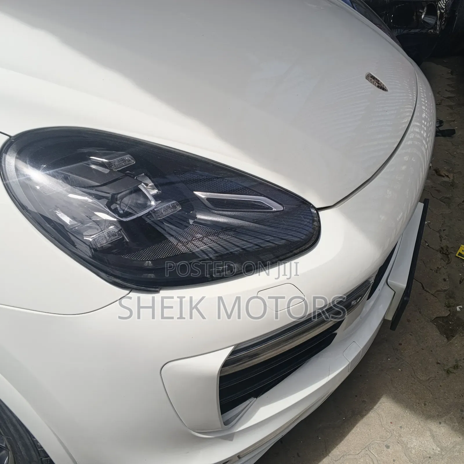 Porsche Cayenne 2017 White