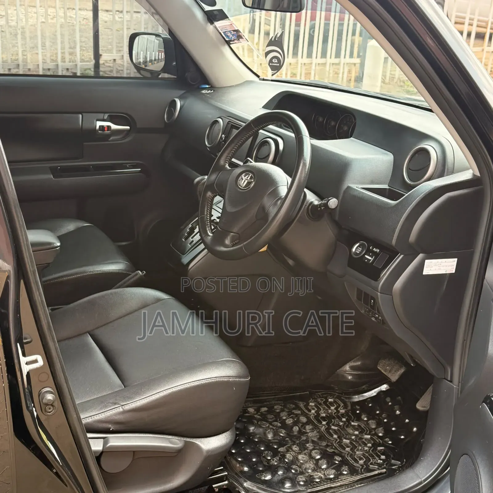 Toyota Rumion 1.5 FWD 2023 Black