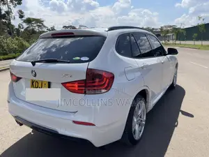 BMW X1 sDrive28i 4dr SUV (2.0L 4cyl Turbo 8A) 2015 White