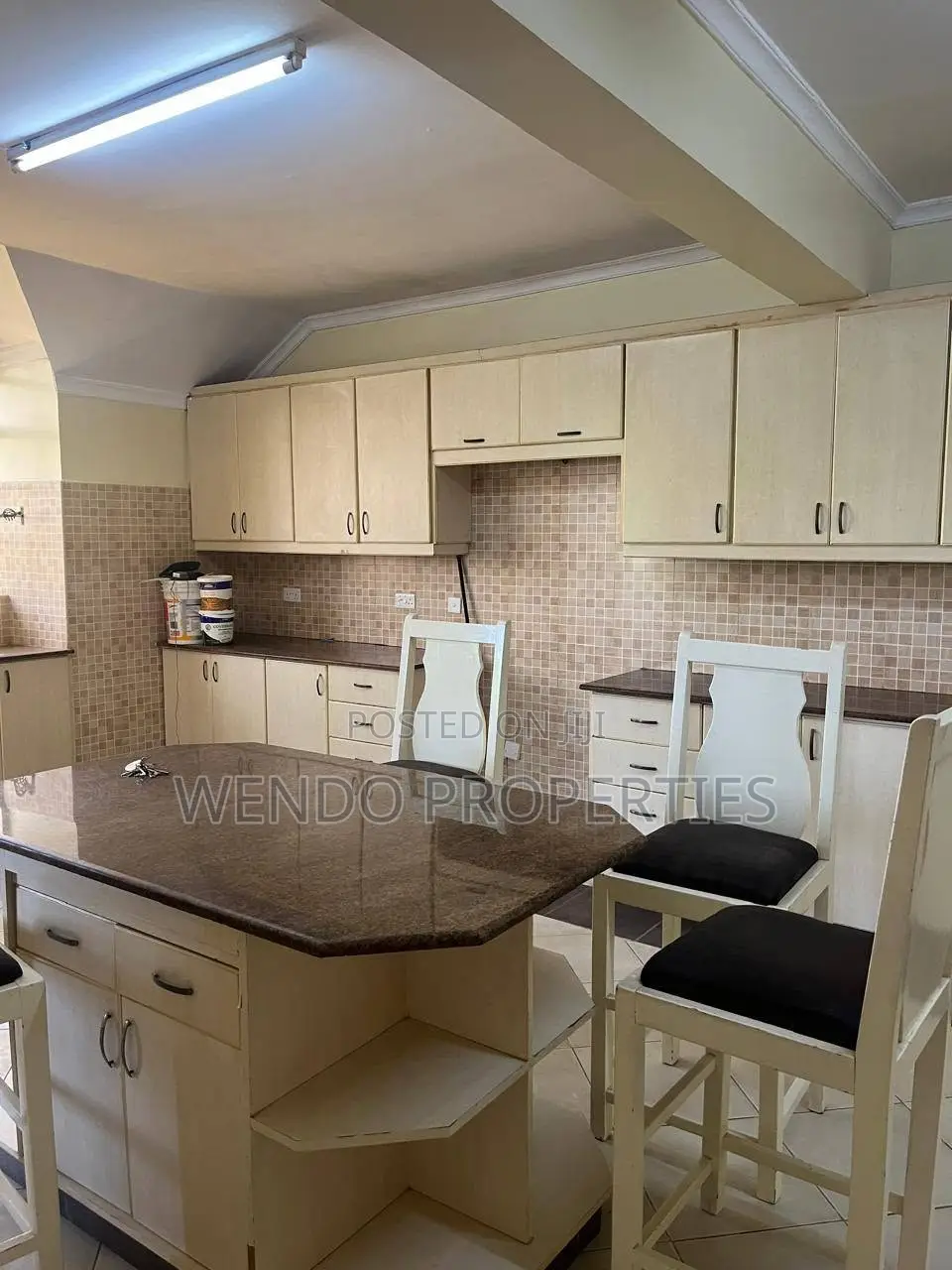 3bdrm Apartment in Raphta Road Area for rent