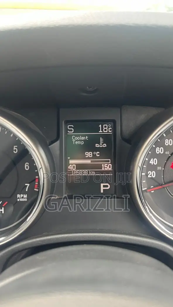 Jeep Grand Cherokee Laredo 4X4 2013 Brown
