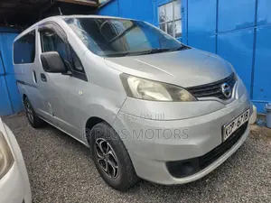 Nissan NV200 2010 Silver
