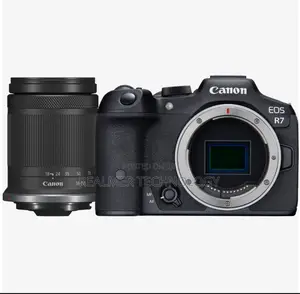 Canon Eos R7+rf-S18_150 Is STM Eu26