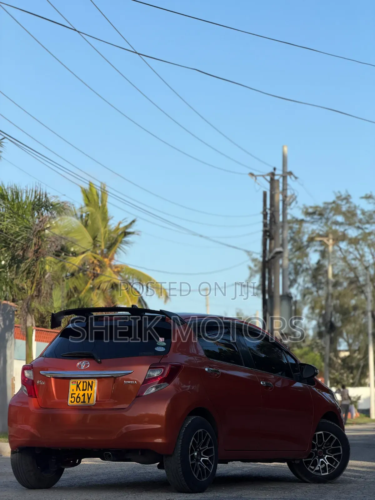Toyota Vitz 2016