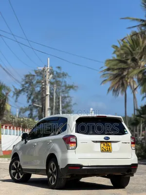 Subaru Forester 2016 White