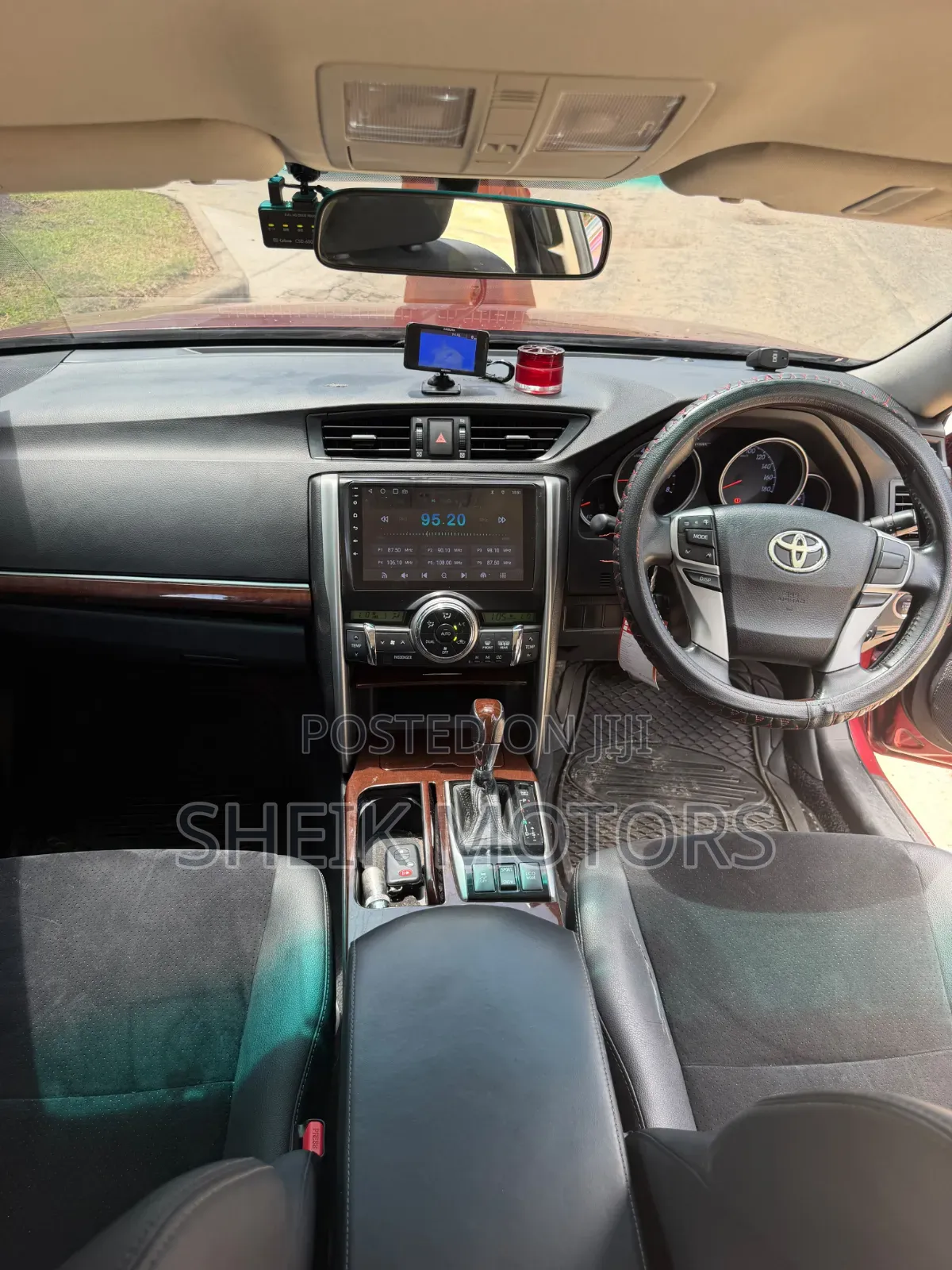 Toyota Mark X 2017 Red