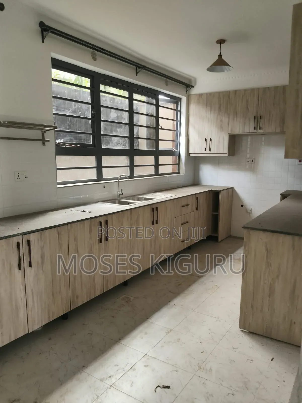 3bdrm Townhouse / Terrace in Kamakis for rent