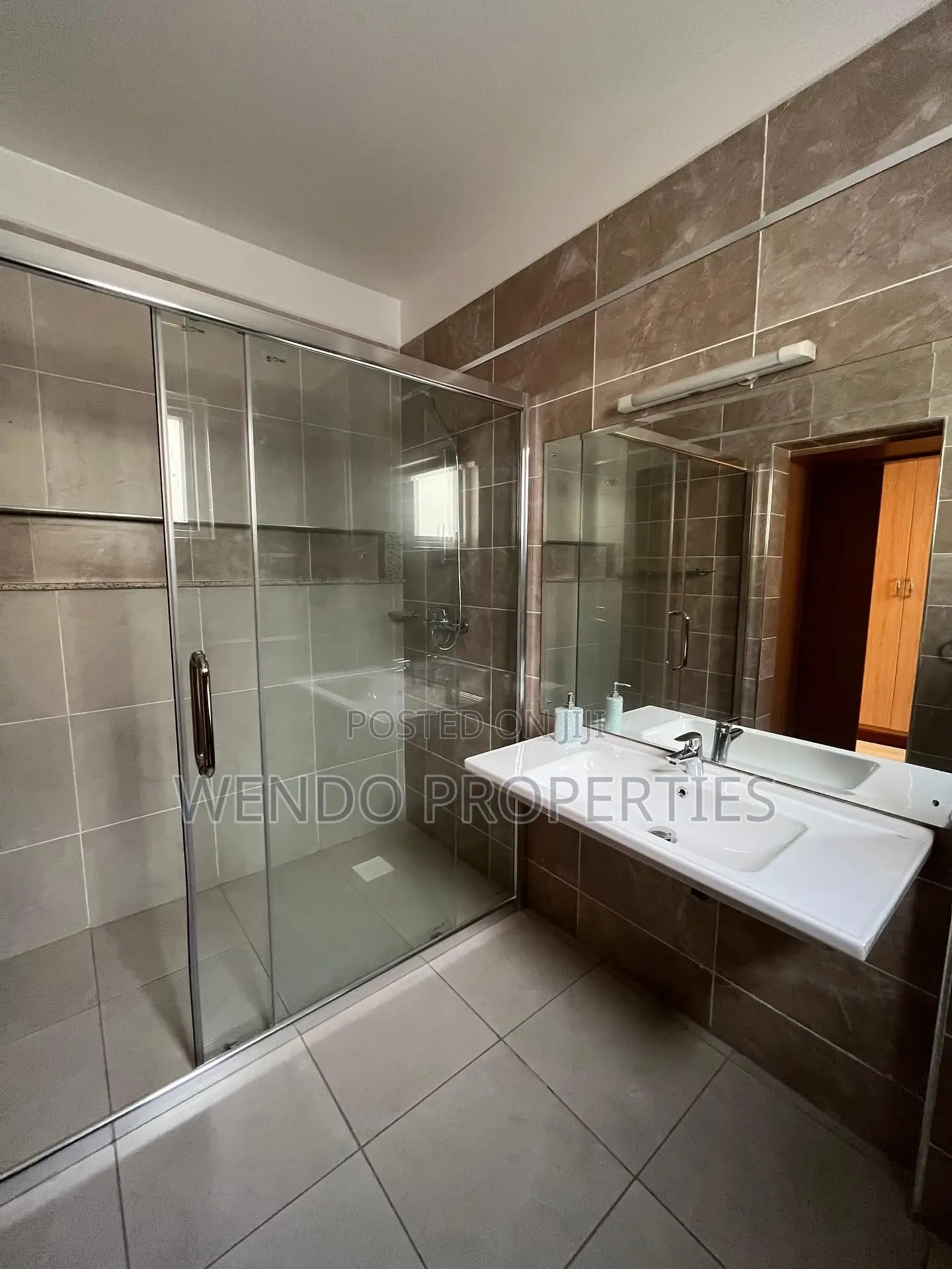 1bdrm Apartment in Raphta Road Area for rent
